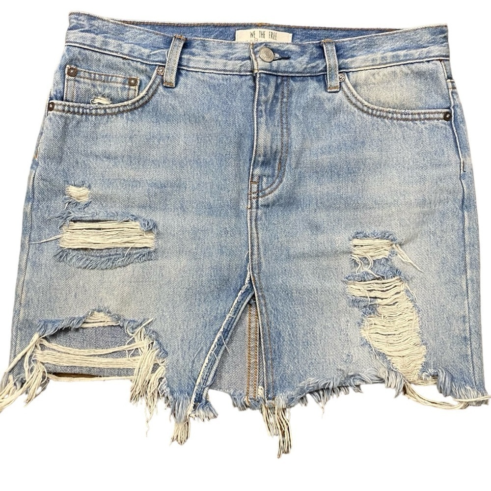 We The Free Light Wash Denim Deconstructed Distressed Mini Skirt Sz 26